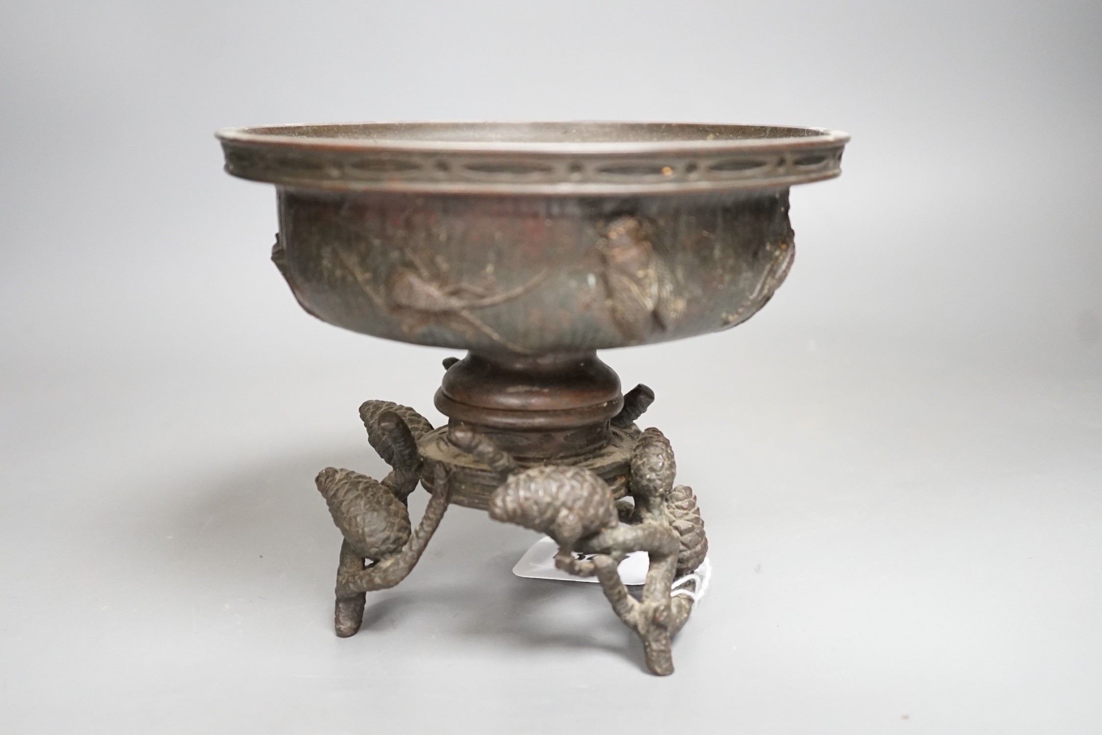 A Japanese Meiji period bronze censer Height 14cm width 17cm